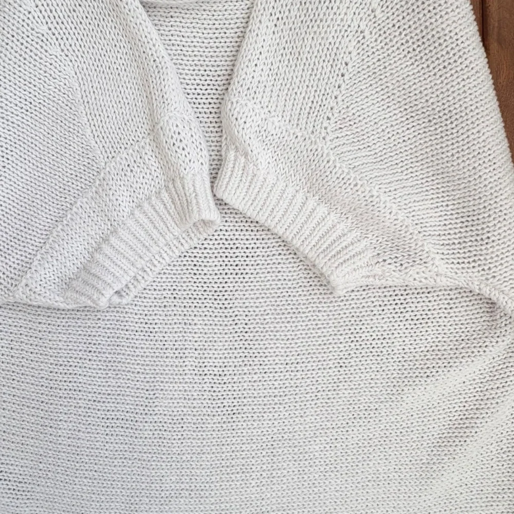 Tommy‎ Bahama Paradise Sun Textured Seater Womens S White